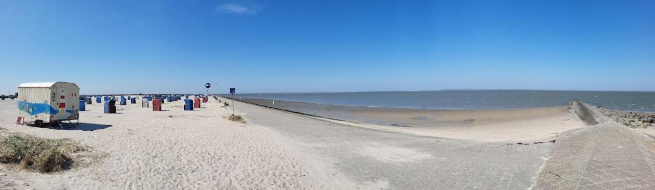 Liebevoll Eingerichtete Ferienwohnung Luettje Koje Dornum Exteriör bild